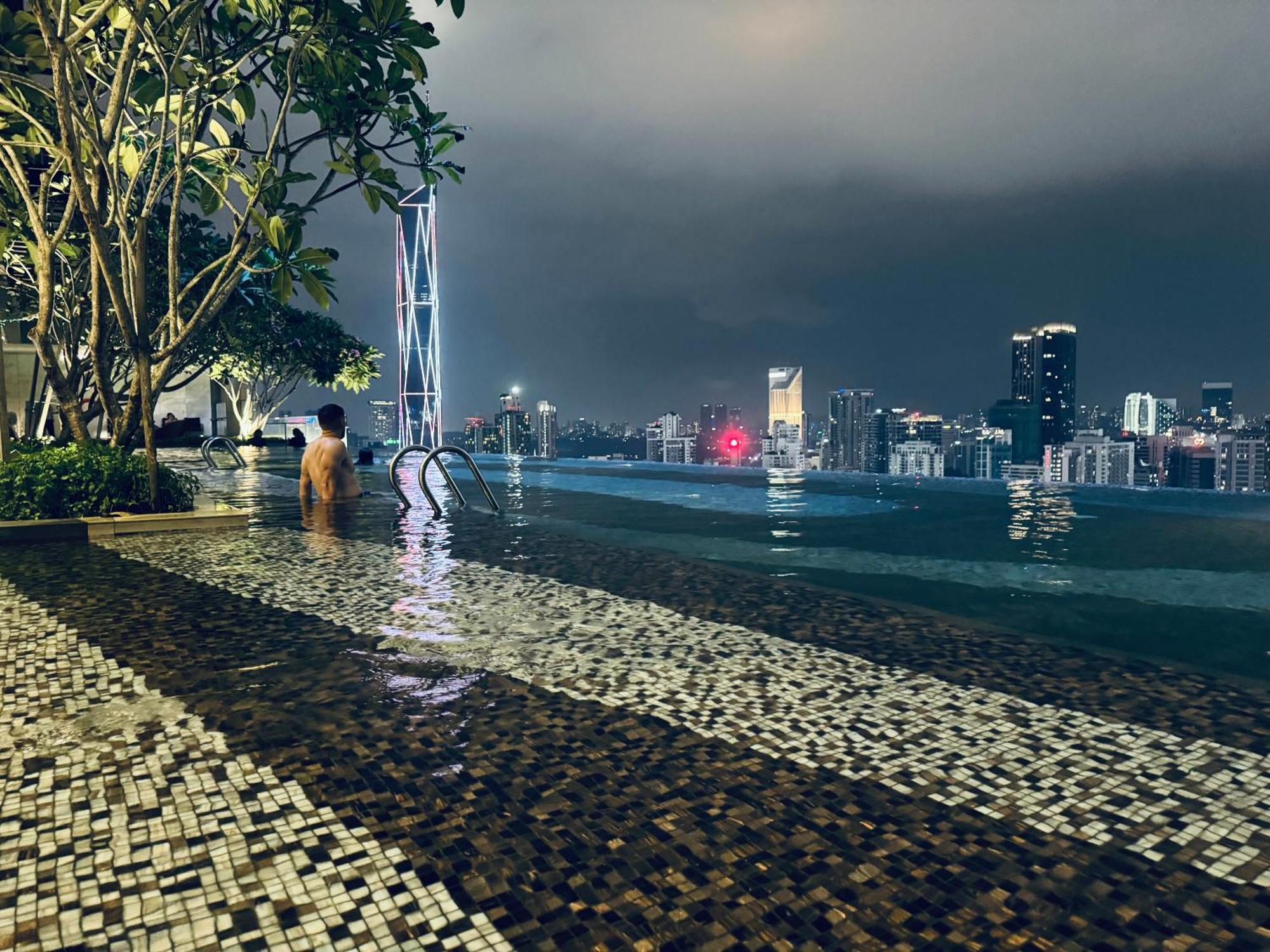 Klcc- At Axon Kuala Lumpur