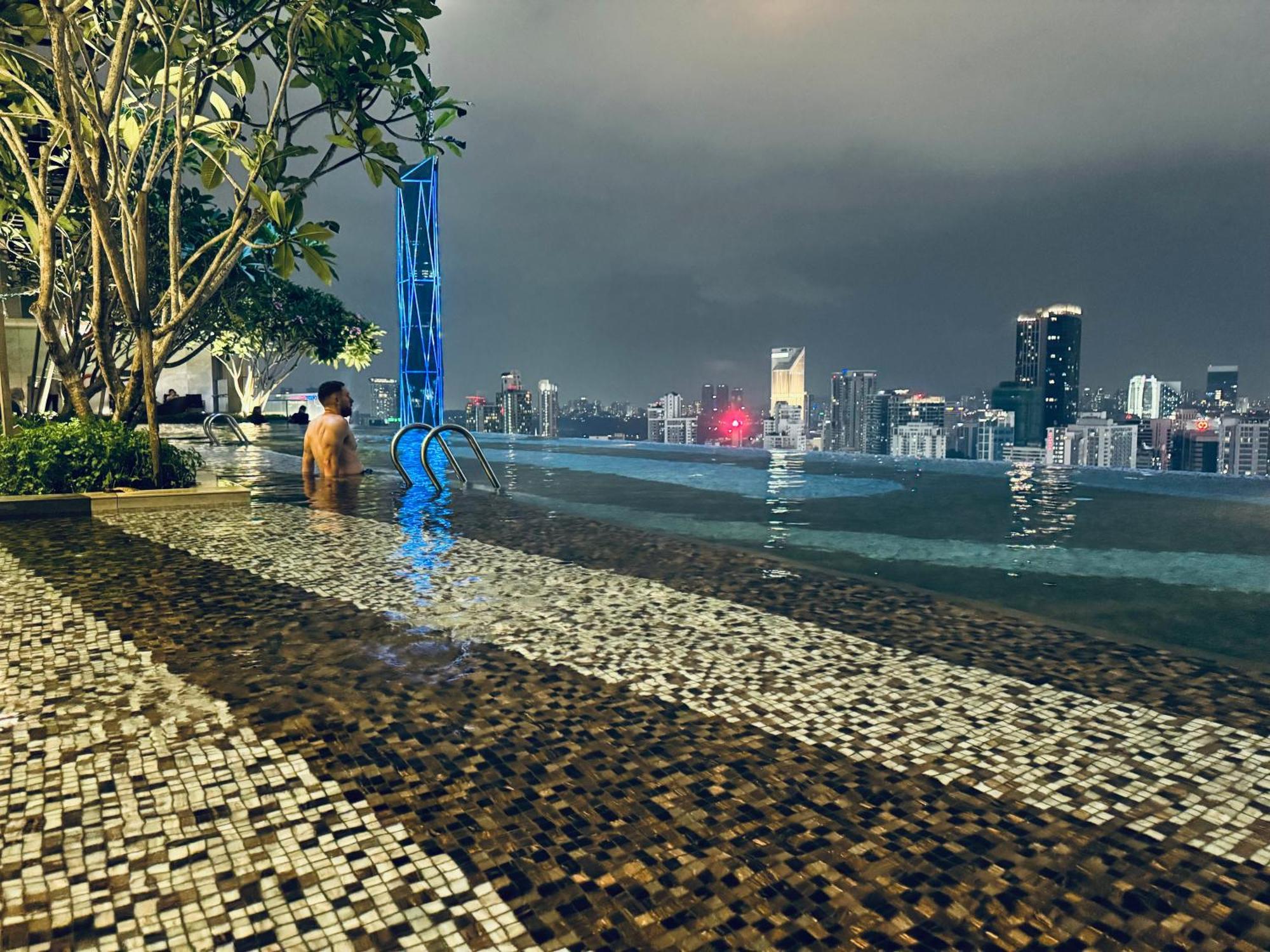 Klcc- At Axon Kuala Lumpur