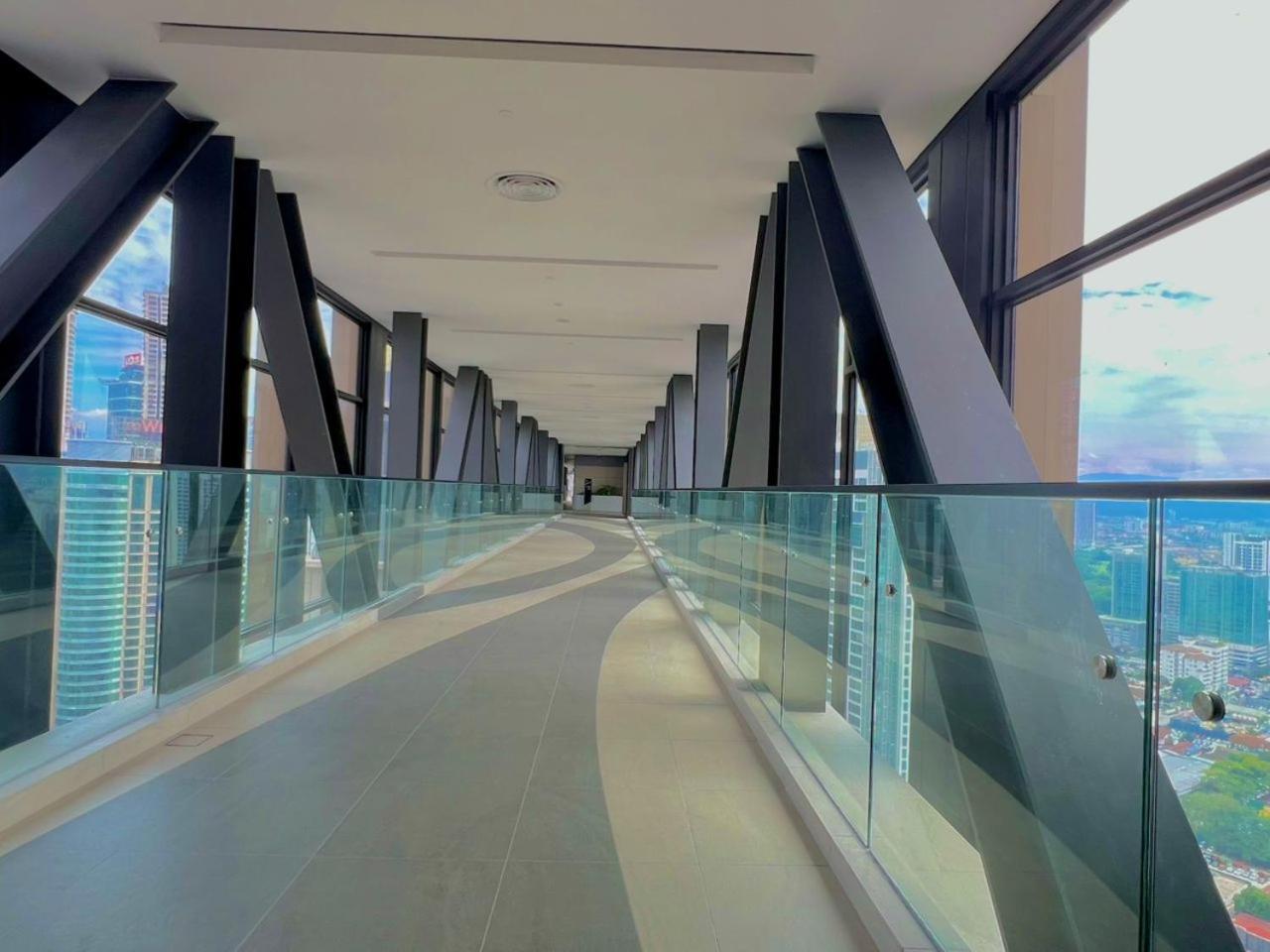 Klcc- At Axon Kuala Lumpur